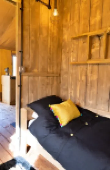 บ้านไร่ 2 ห้องนอน ใน ซีนด์, ไม่มีเงินมัดจำ โรงแรมใน