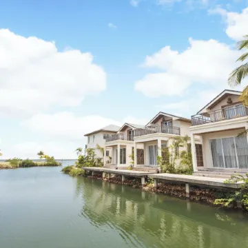 Itz'Ana Resort & Residences