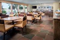 Comfort Inn & Suites Ashland - breakfast