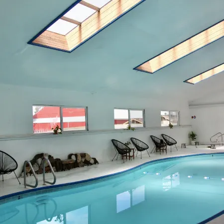 Sierra Blue Hotel & Swim Club