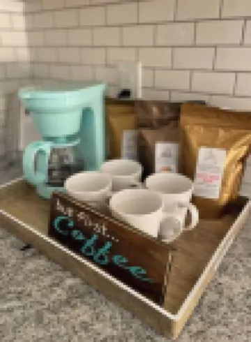 Cheerful 2-bedroom Edenton bungalow getaway