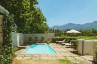 Auberge Clermont - Private Pools