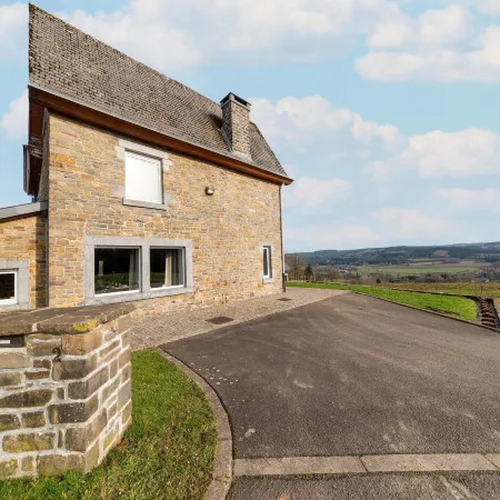 Villa les Charmes - Premium Villa with Pool for 20 Guests
