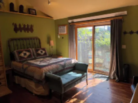 Mountain Peaks Inn, GREEN MOUNTAIN SUITE, Downtown Hill City