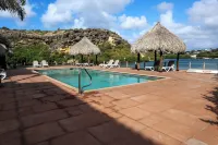 Oceanfront Luxury Living - 2 Bedroom Condo - Beach