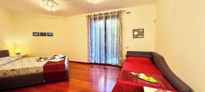 La Perla di Sonenga - Giardino Hotels in Menaggio