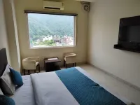 Foxoso Heights, Tapovan