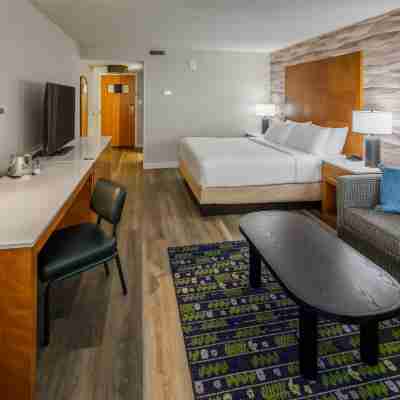 DoubleTree by Hilton Hotel Rochester Rooms