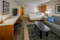 DoubleTree by Hilton Hotel Rochester