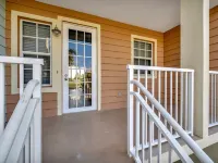 Mangrove Point Townhome Hotels in Ruskin