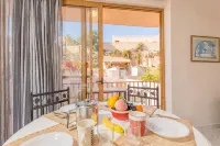 Merill Pool and Sea, Charming Apart 5 - 3-Star