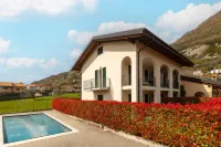 Serenity Como Lake View Apartment with Pool