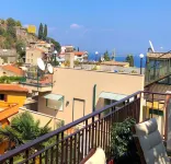 ANDREA'S HOUSE WITH TERRACE