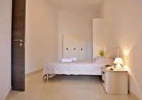 Modern poolside flat with game room acess