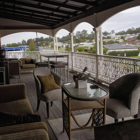 Bellbird Hotel