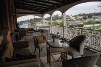 Bellbird Hotel