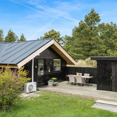 "Ilsi" - 1.5km from the Sea