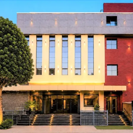 Hotel Bhagyaraj Palace - Best Hotel in Kanpur