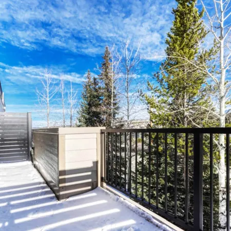 Crestview Place Mountain View, Balcony & Shuttle