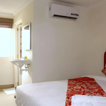 Mel's Inn Manado