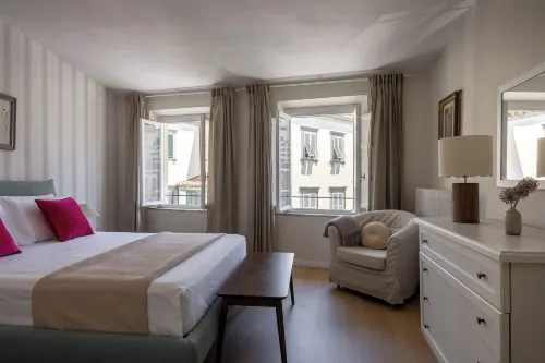 Lucca Old Town Apartment - 2-Star
