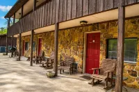 Jack's White River Fishing Resort