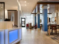 Holiday Inn Express & Suites RACINE by IHG Hotels in Racine County