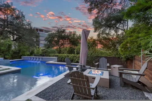 Downtown Heated Pool Hot Tub Gym Skyline View - Private Pools