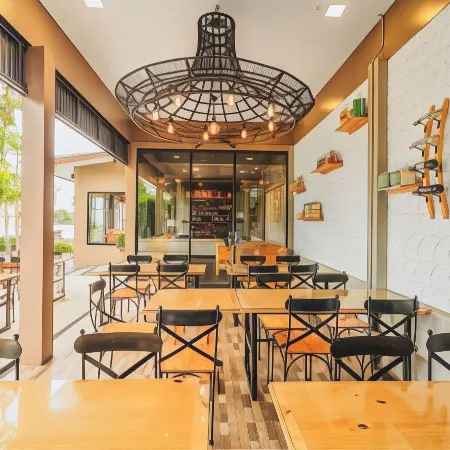 Chic Condo Karon by Resava