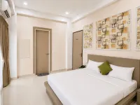 Hotel Blue Fern - Near India Expo Center & Mart , Greater Noida - 2-Star