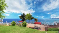 Samcheok White Romantic Pension - Ocean View