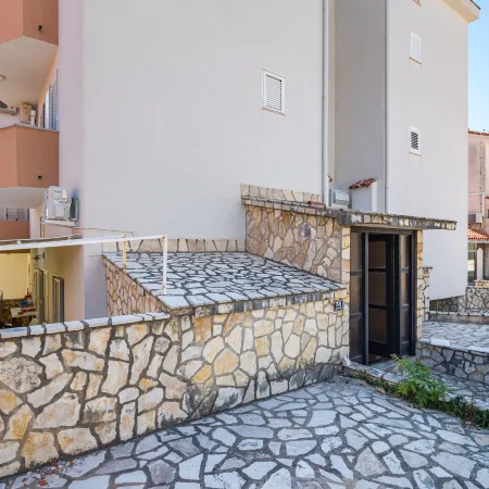 Apartment Near Supermarket Milo