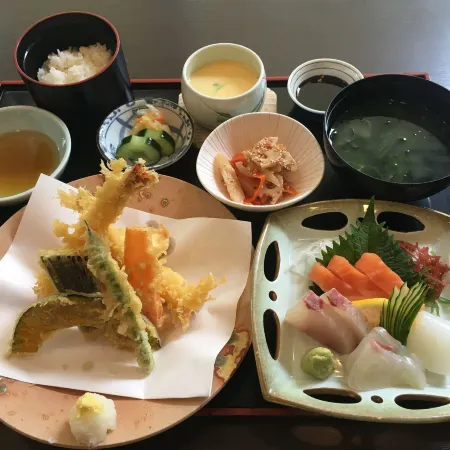 The Paradise Garden Sasebo