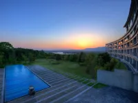 Shima Kanko Hotel the Bay Suites - Kolam Renang