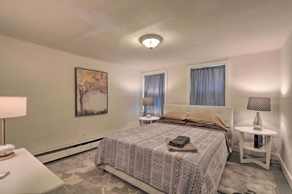 Cozy Lambertville Abode in the Heart of Downtown!
