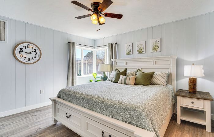 Group-friendly Oasis Near Roper Lake State Park!