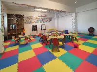 Bohemian Gardens Hotel - Family