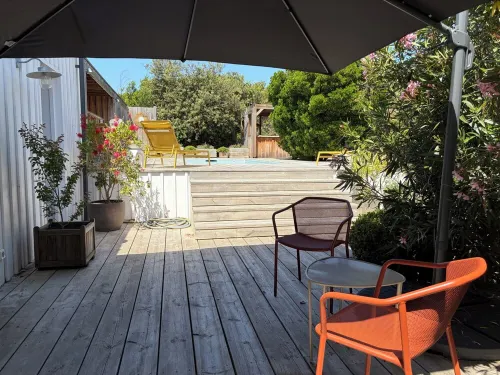 Studio pour 2 Personnes dans Villa Bord de mer Avec Piscine Chauffée - 民宿