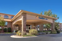 Comfort Inn at Thousand Hills - gimnasio