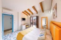 Costa Blu - 4-Star