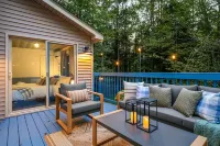 Poconos Pines Escape Sauna Hot Tub Playground - 4성급