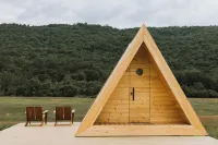 The Lodge at West River - Mountain view