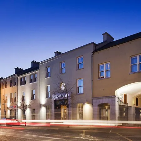 Westport Plaza Hotel, Spa & Leisure