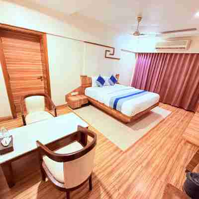 Hotel Praveen International Rooms