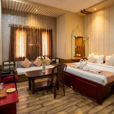 Hotel Mayur Hotels near Phoolbagh