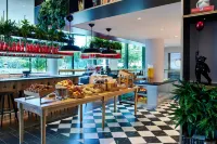 Citizenm Boston Back Bay - Breakfast