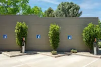 SpringHill Suites Grand Junction Downtown/Historic Main Street - parking