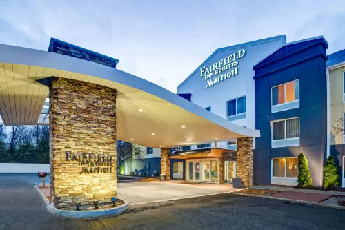 Fairfield Inn & Suites Christiansburg - parking