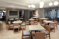 Fairfield Inn & Suites Montreal Airport - breakfast