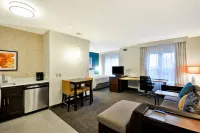 Residence Inn Lexington South/Hamburg Place - Kitchen